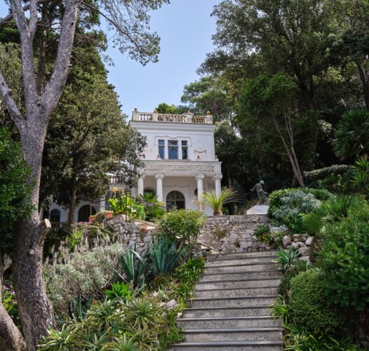 Capri, una guida “culturale” ai suoi luoghi più belli
